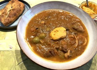 魚介類のスープドポワソン、ルイユセトワーズ、オリーヴのフォカッチャ