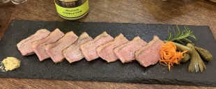 猪のローストとシトロン・タイムマスタード